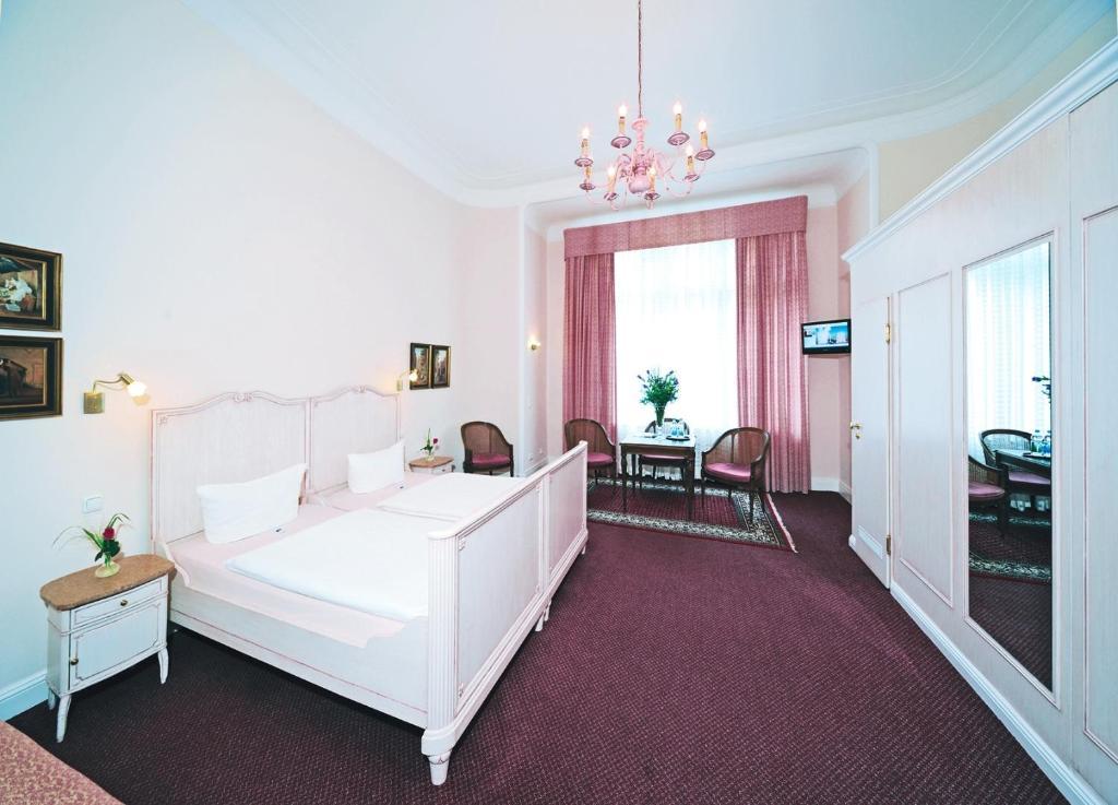 Hotel Pension Fasanenhaus Берлин Номер фото