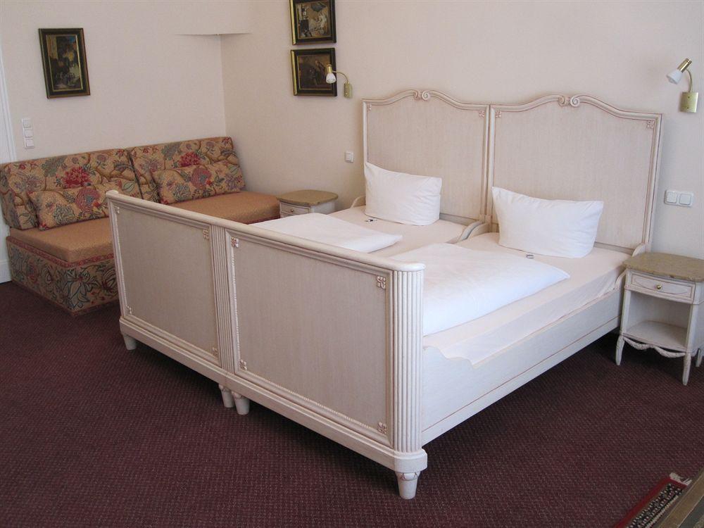 Hotel Pension Fasanenhaus Берлин Экстерьер фото