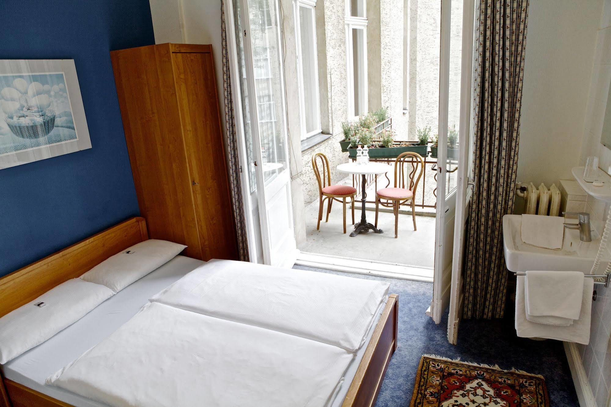 Hotel Pension Fasanenhaus Берлин Экстерьер фото